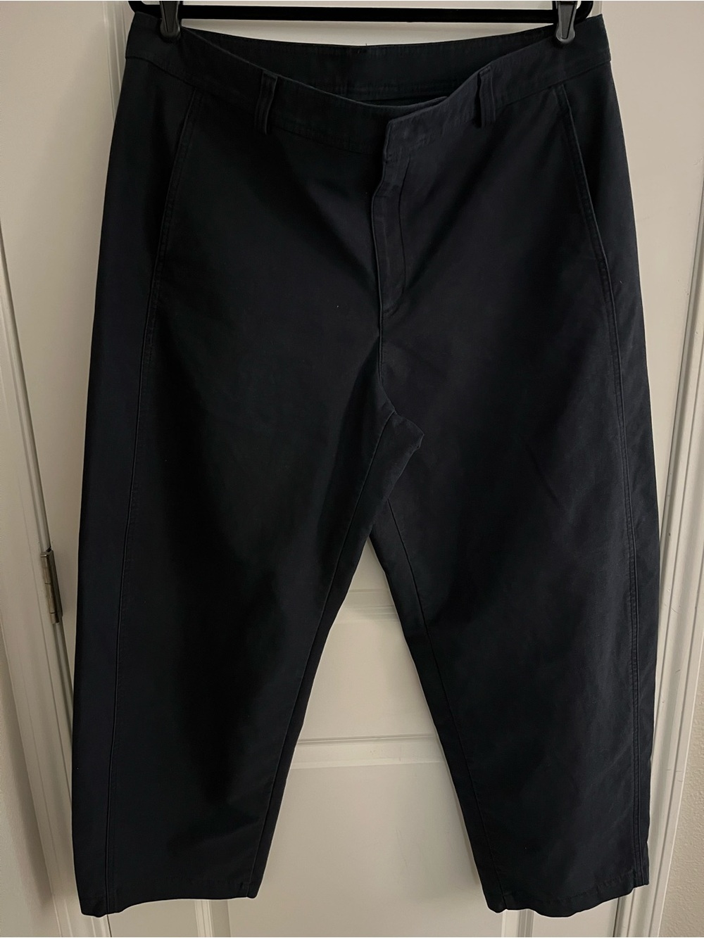 Uniqlo Jersey Barrel Pants in Color 69 Navy